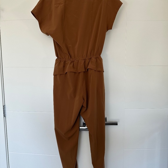 Lululemon | Stretch Travel Woven Jumpsuit - Picture 6 of 10